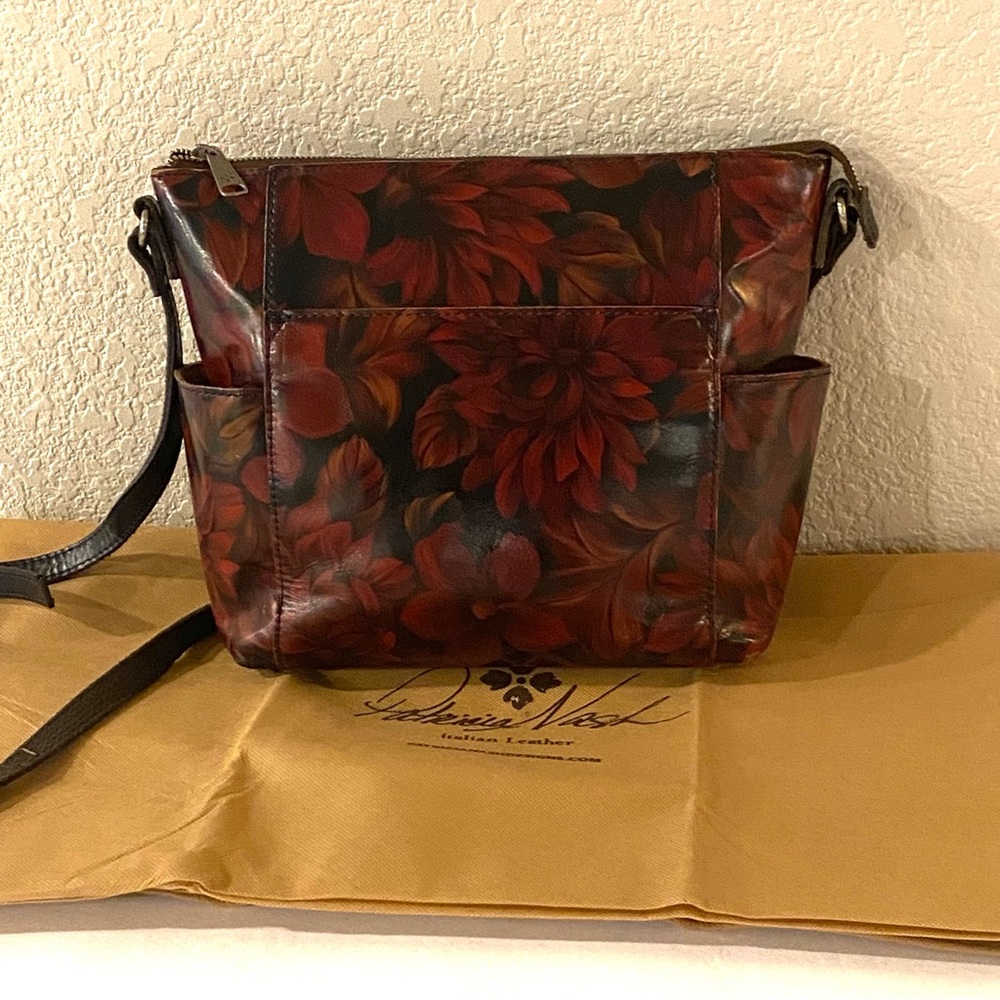 Patricia Nash Aveley Rustic Mums Leather Crossbody w/Dust Bag - EC